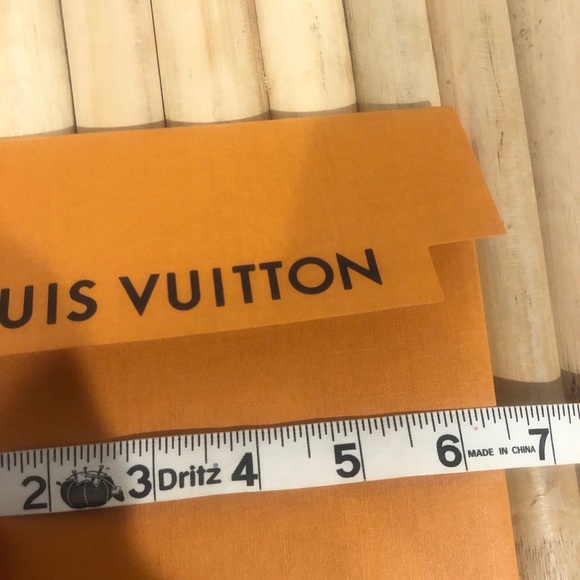 Louis Vuitton Gift Box Envelope Folder Decor - Picture 8 of 8